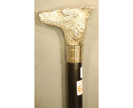 Wolf's head walking stick, L: 97 cm. P&amp;P Group 3 (£25+VAT for the first lot and £5+VAT for subsequent lots) 