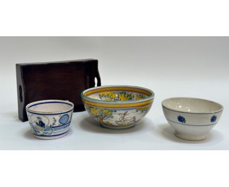 A mixed group comprising a  a crackled glazed ceramic bowl decorated with a band of blue raspberries (h- 8cm w- 14cm), a Quim