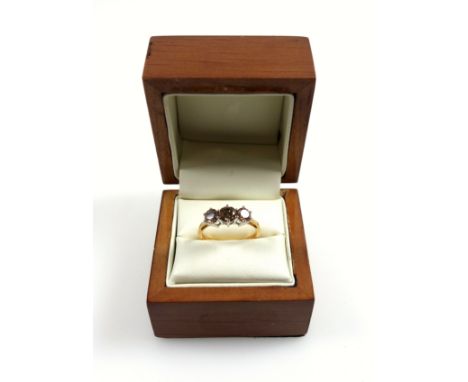 18ct gold ring set 3 champagne diamonds, 1.5ct approx., size P, stamped 18K, 3.5 grams, boxed 