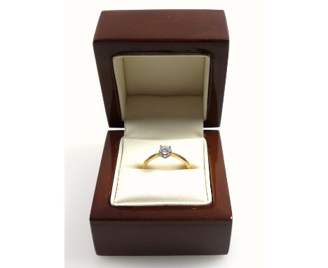 18ct gold solitaire diamond ring, 0.25ct approx., size P, stamped 750, 2.7 grams, boxed 