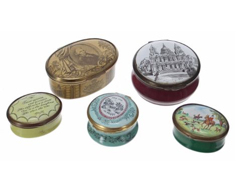 Bilston and Battersea enamels for Cartier New York commemorative oval enamel patch box,&nbsp;the hinged cover with a portrait