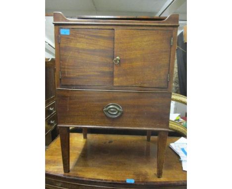 A Georgian mahogany commode having two doors and sliding drawer below, 30 1/2" h x 21" w 