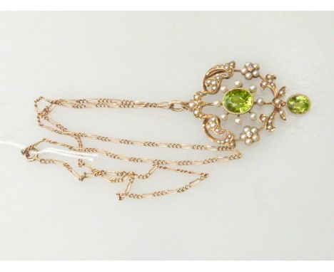 Edwardian peridot and seed pearl pendant necklace, stamped 15CT