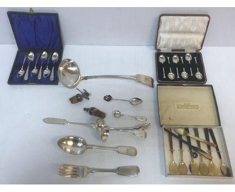 A collection of plated wares to include two cased sets of six tea spoons together with a WMF bottle stopper, the finial in th