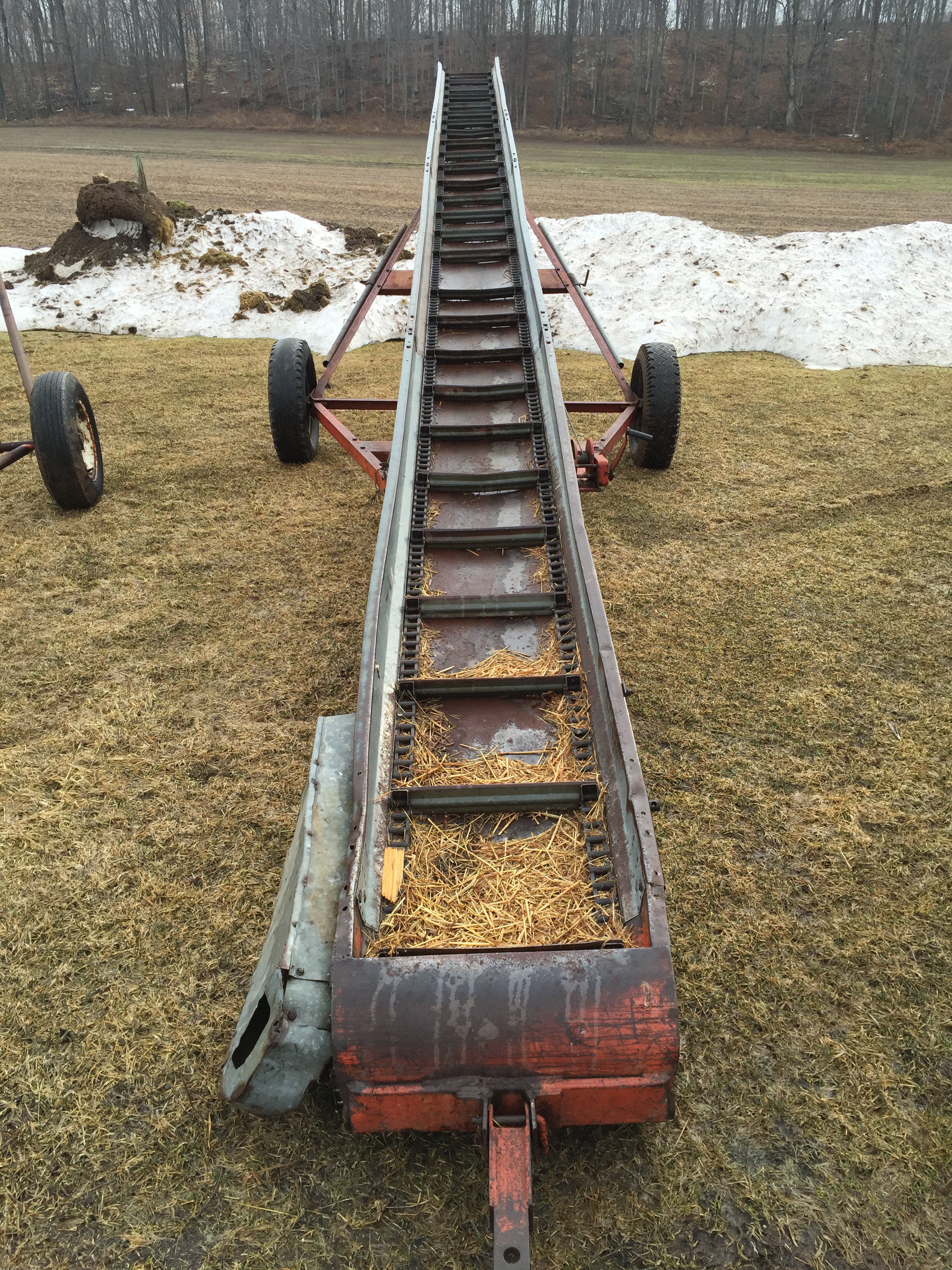 New Idea 40' Grain/Hay Elevator