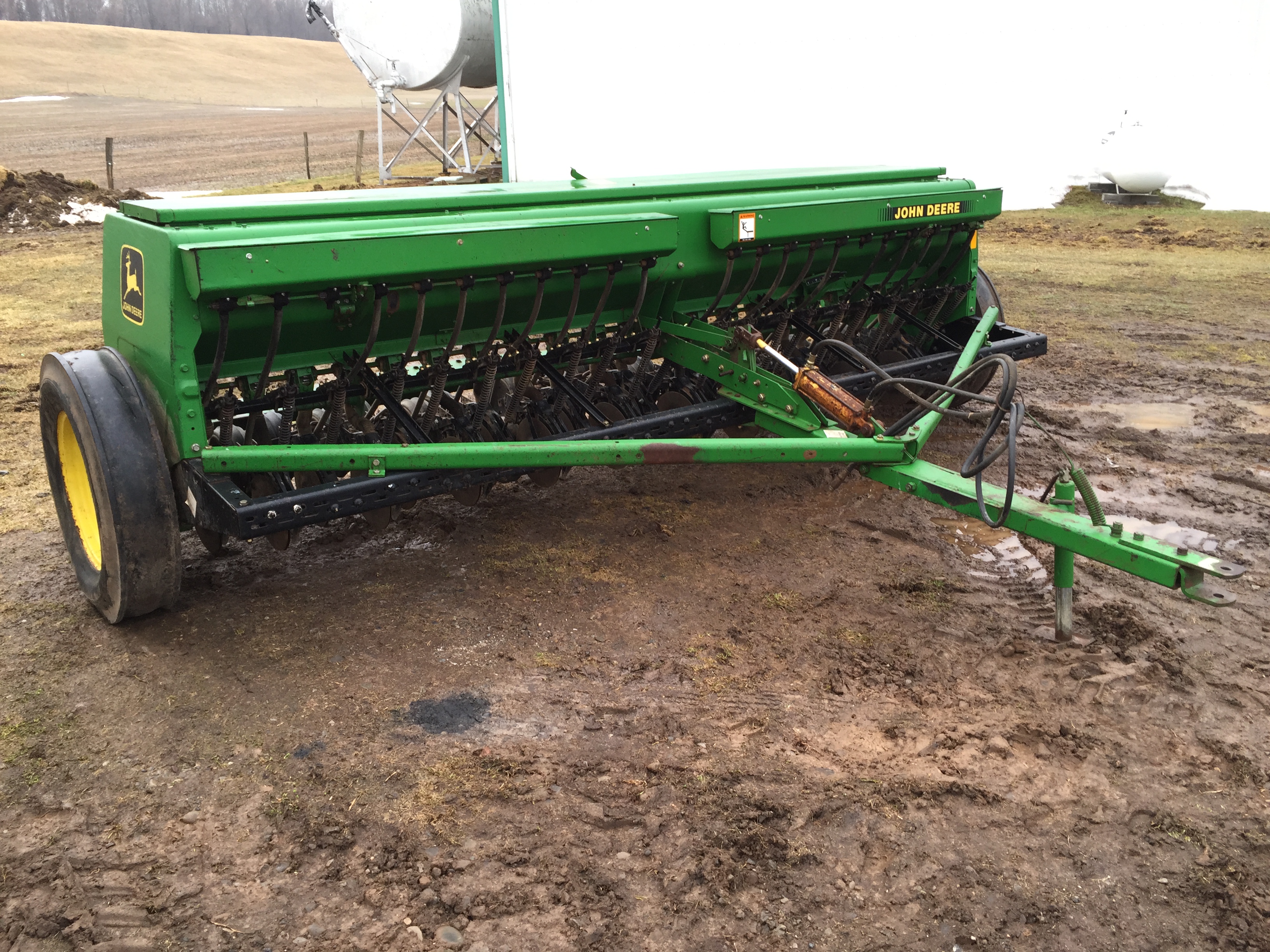 JD 450 Grain Drill w/ grass seeder