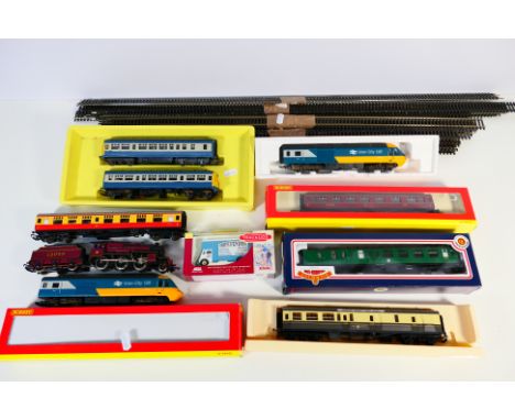 HORNBY - LIMA - LLEDO - a collection of boxed and unboxed 00 gauge models comprising Hornby locomotives and coaches, a Lima l