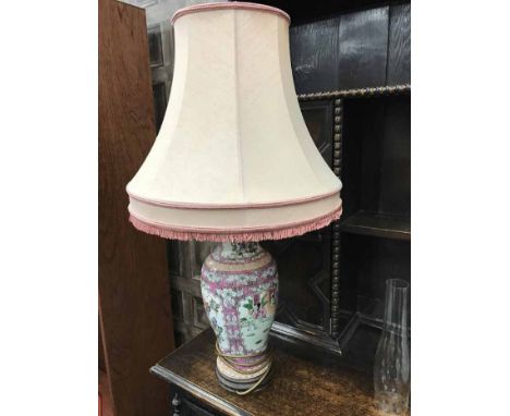 ASIAN CERAMIC LAMP