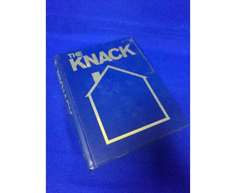 LARGE LOT OF VINTAGE 'THE KNACK' DIY MAGAZINES BOUND IN HARDBACK dating from the 1980s