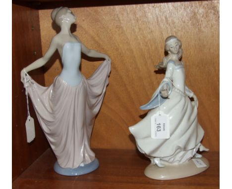 Two Lladro figurines, 'Dancer', No. 5050, 30cm and 'Young girl fleeing, losing a shoe', 25cm, (2).