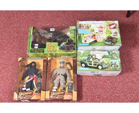 TWO BOXED HASBRO INDIANA JONES ACTION FIGURES, 'Cairo Swordsman' from Raiders of the Lost Ark and 'German Officer' from the L