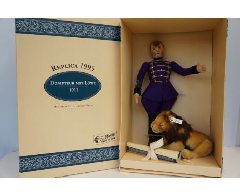 Large Steiff 'The Lion Tamer' in original Box and COA - Figure approx 46cm