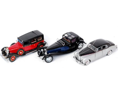 Franklin Mint 1/16th scale boxed diecast group, 3 examples, to include 1935 Mercedes Benz 770K, 1930 Bugatti Royale Coupe Nap