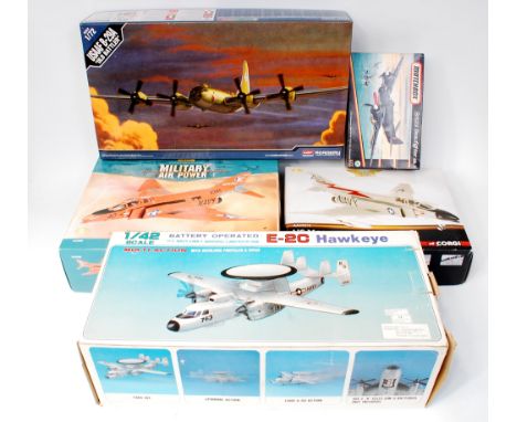 Diecast, Plastic Kit and Battery Operated Aircraft Group, to include a Made in Taiwan 1/42nd scale plastic and battery operat