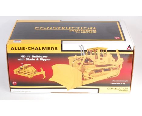 First Gear, 1/25th scale diecast model of a Allis-Chalmers HD-41 Bulldozer with blade and ripper, finished in yellow, in the 