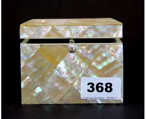 A mother of pearl decorated single tea caddy, H. 7.5 x 10 x 7cm.