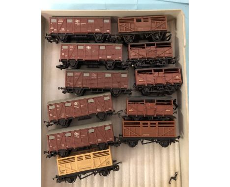 Quantity of OO gauge and HO scale BR freight wagons 