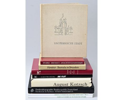 9 Titel Dresden.Gay: Unsterbliche Stadt. Requiem und Ruf, Dresdener Verlagsgesellschaft 1948; Förster: Damals in Dresden. Por
