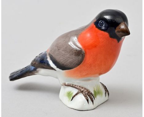 Gimpel, Meissen, 1924-33.Porzellan, in polychromen Aufglasurfarben staffiert. Modell J. J. Kaendler 1751. Schwertermarke, Mod