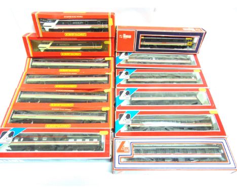[OO GAUGE]. A B.R. INTER-CITY COLLECTION  comprising a Lima No.L205130, B.R. Class 87 bo-bo electric locomotive 'Coeur de Lio