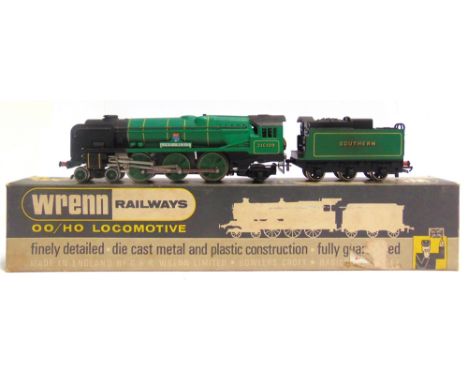 [OO GAUGE]. A WRENN NO.W2237, S.R. REBUILT WEST COUNTRY CLASS 4-6-2 TENDER LOCOMOTIVE 'LYME REGIS', 21C109  lined green liver