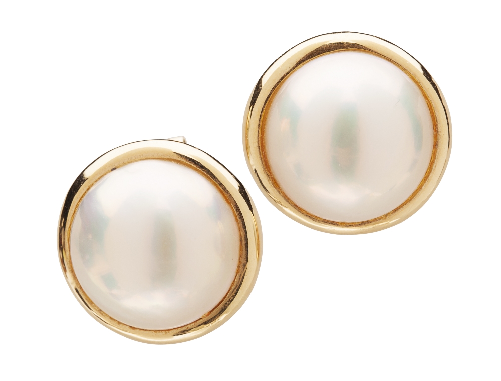 A Pair Of Mabe Pearl Earrings Each Claw Set With Single Lot 11 A Pair Of Mabe Pearl Earrings Each Claw Set With Single