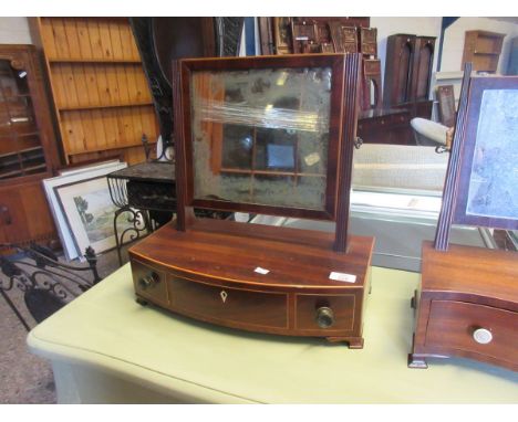 GEORGIAN MAHOGANY BOW FRONTED DRESSING TABLE MIRROR WITH SATINWOOD BANDING AND REEDED SUPPORTS WITH THREE DRAWERS    