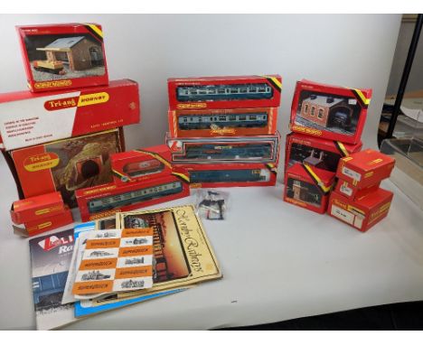 A collection of Hornby and Hornby Triang 00 gauge model railway, boxed, to include a R 075 BR Class 47 Diesel Loco, an R 418 