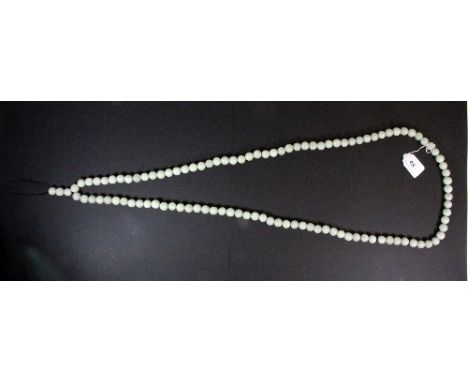 A very long strand of Chinese jade/hardstone Buddhist prayer beads, L 154cm