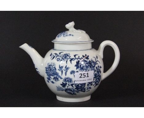 A 1st period Worcester teapot with oak leaf and flower lid handle, H 15cm