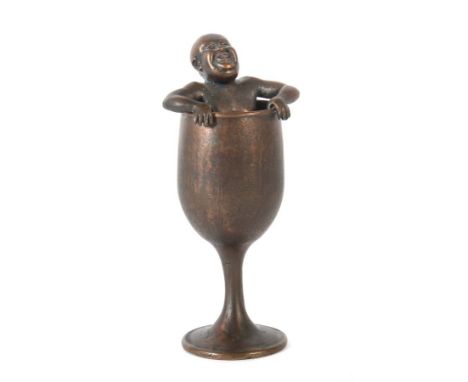 Messer, GuidoBuenos Aires 1941, stud. Bildhauerei an der Akad. der Bildenden Künste in Stuttgart und Lehrer als Kunstgießer. 