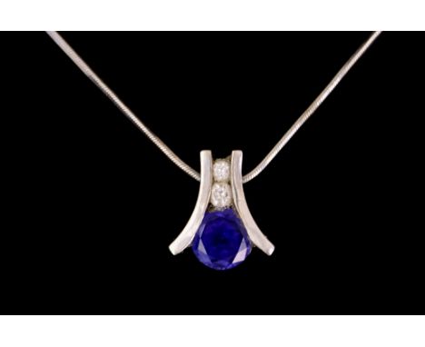 An 18ct White Gold Snake Chain, with 18ct white gold pendant set with faceted amethyst and two small diamonds, 440mm in lengt