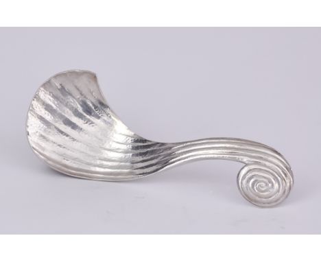 An Elizabeth II Silver Scroll Caddy Spoon, by Ray Walton, London 2015, of planished, fluted and reeded form, 3.75ins overall,
