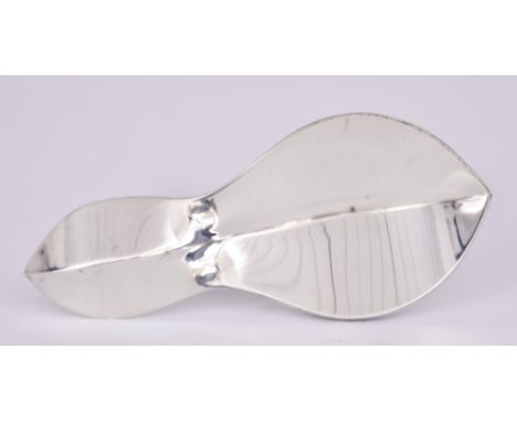 An Elizabeth II Silver Caddy Spoon, by Olivia Lowe, London 2010, of plain ridged baluster form, 4ins overall, weight .97ozs P