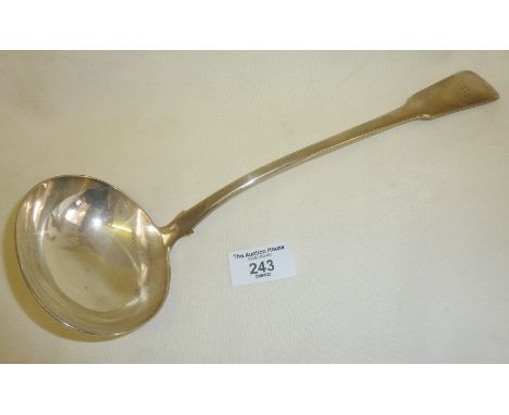 Georgian heavy silver soup ladle hallmarked for London 1817 by John Kerschner - just over 12" long and approx 8oz