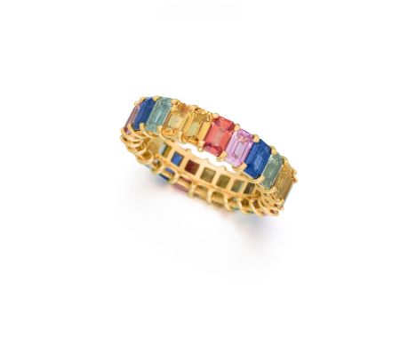 FANCY SAPHIR-RING. Herkunft: Deutschland. Material: 750/- Rotgold, Punze. Gesamtgewicht: ca. 5,5 g. EU-RM: 54. Edelsteine: 23