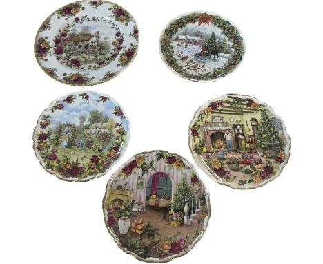 Selection of Royal Albert decorative collectors plates to include Christmas Sleigh ride, Christmas warmth, A celebration of t