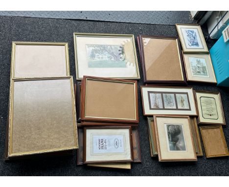 Selection of vintage and later frame bases in a variery of sizes 