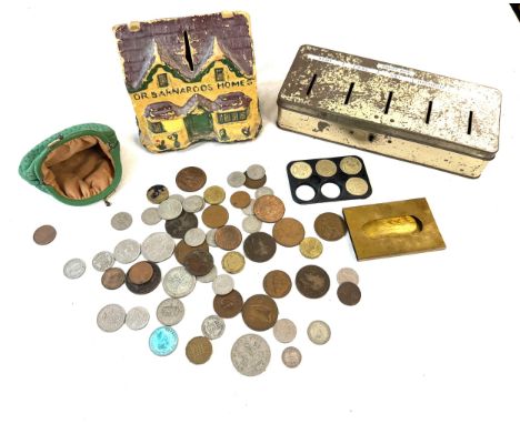 Selection of vintage and later coins, money banks etc 