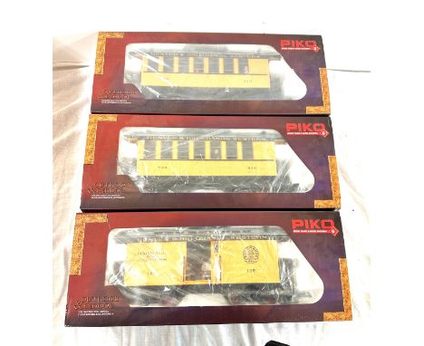 3 Boxed Piko Rio Grand trailers, G scale, outdoor and indoor, untested 