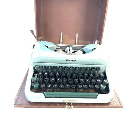 Vintage 1957 Imperial Good Companion 4 Cased Typewriter- untested 