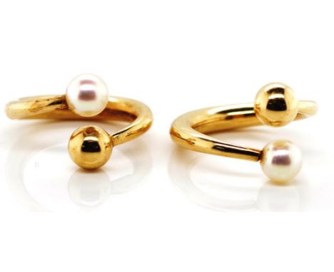 14ct gold and pearl rings marked 14k approx 4.9 grams total weight, ring size H.