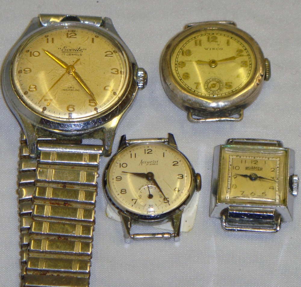 Vintage ladies Roamer wristwatch with square face, Accurist 21 jewel