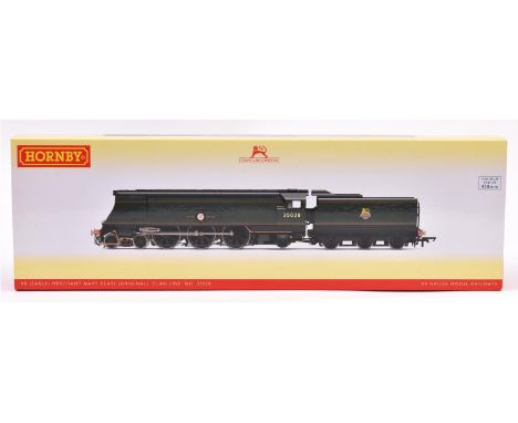 Hornby Hobbies BR (early) Merchant Navy Class (original) 'Clan Line' RN35028. (R.3436). An 'Air smoothed' example' in lined B