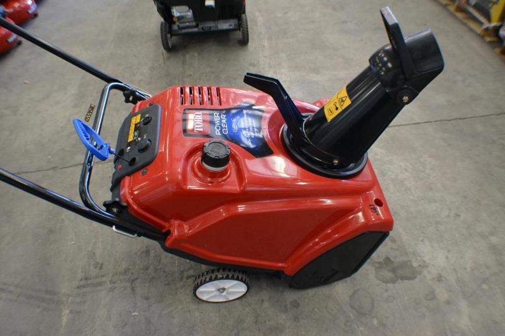 Toro Power Clear 621E 21in. 163cc 4Cycle Single Stage Snow Blower w