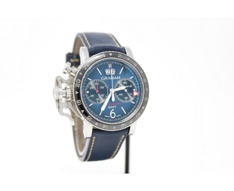 GRAHAM - Chronofighter Vintage GMT Men's Watch. Comes with original box and paperwork. 28 jewels. Power reserve: 48 hours. Mo