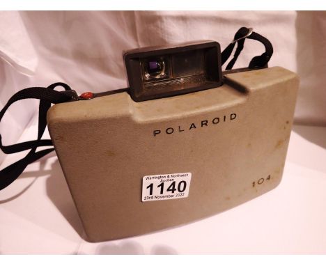 Polaroid 104 camera. P&amp;P Group 2 (£18+VAT for the first lot and £3+VAT for subsequent lots) 
