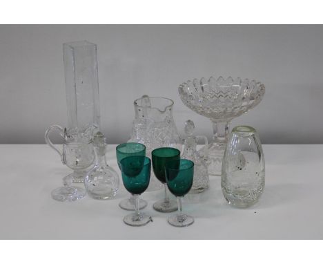A box of vintage assorted glass ware 