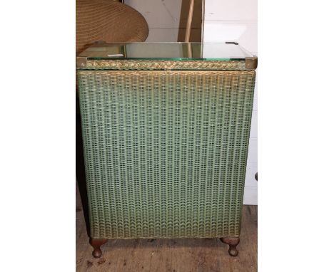 A vintage Lloyd loom 'Lusty' laundry basket63x48cmunable to post 