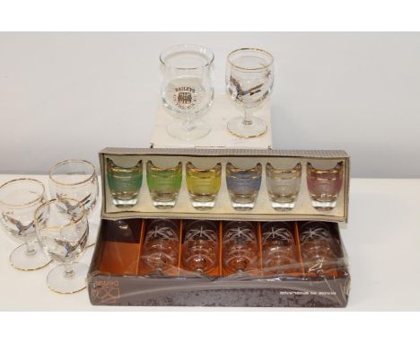A selection of assorted vintage drinking glasses 
